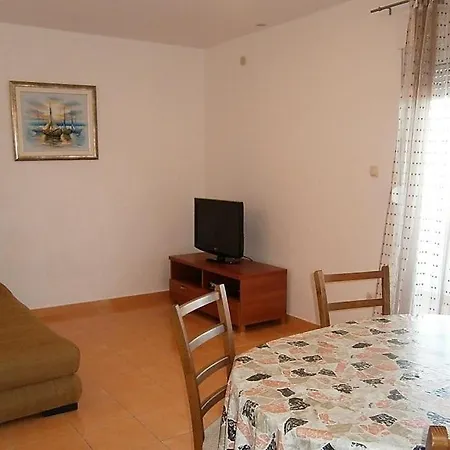 In With Seaview, Balcony, Air Condition, Wifi * Sevid
